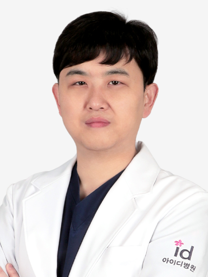 김혁찬 대표원장 portrait